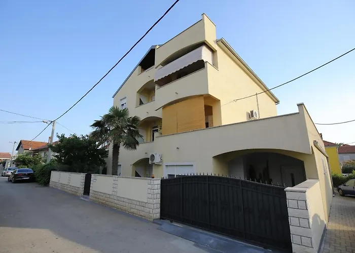Apartment Josip